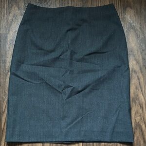 H&M Gray Knee-Length Pencil Skirt for Work
